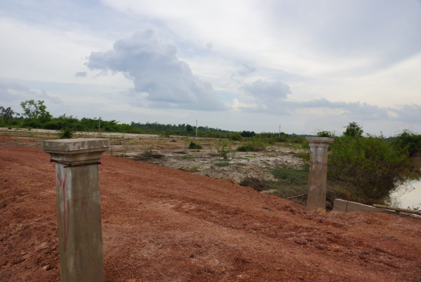 Agriculture Land for sale in laos11