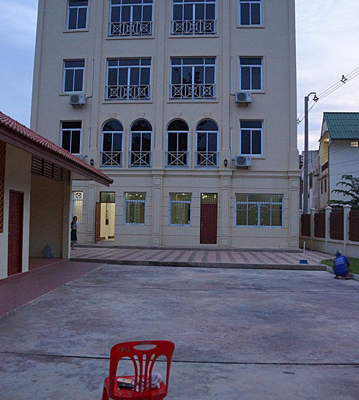 Apartment for rent in Vientiane (7)