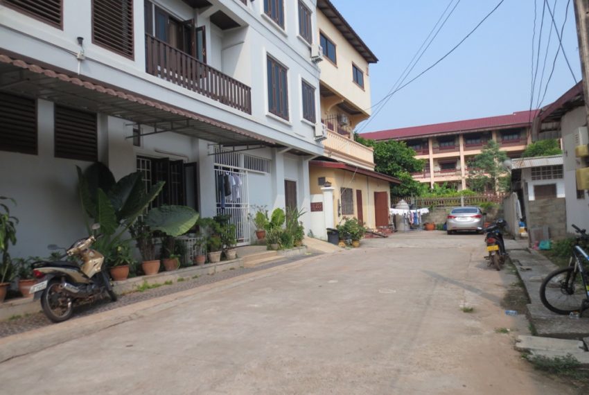 Apartment-realestateinlaos (3)
