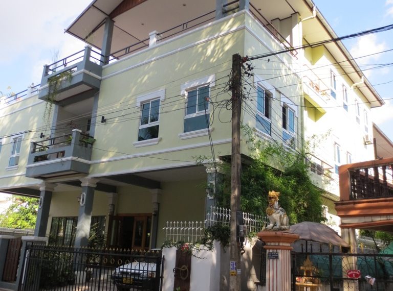 Apartment-realestateinlaos (4)