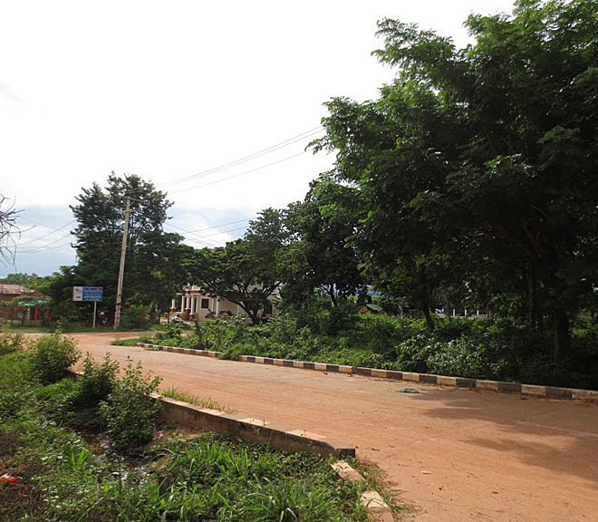 Cheap land in Vientiane Capital (1)