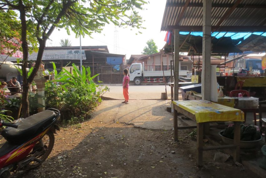 Commercial land (7)
