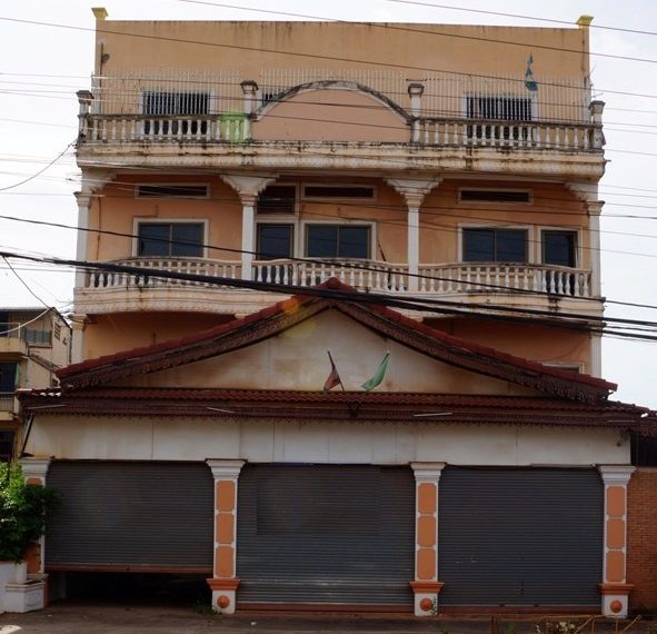 Hotel for rent in Laos (8)