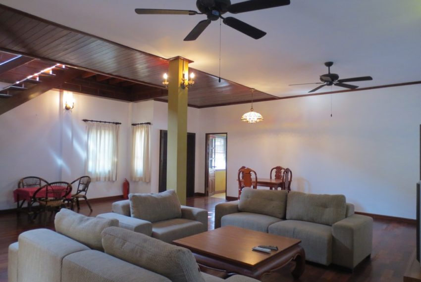 House For Rent (10)