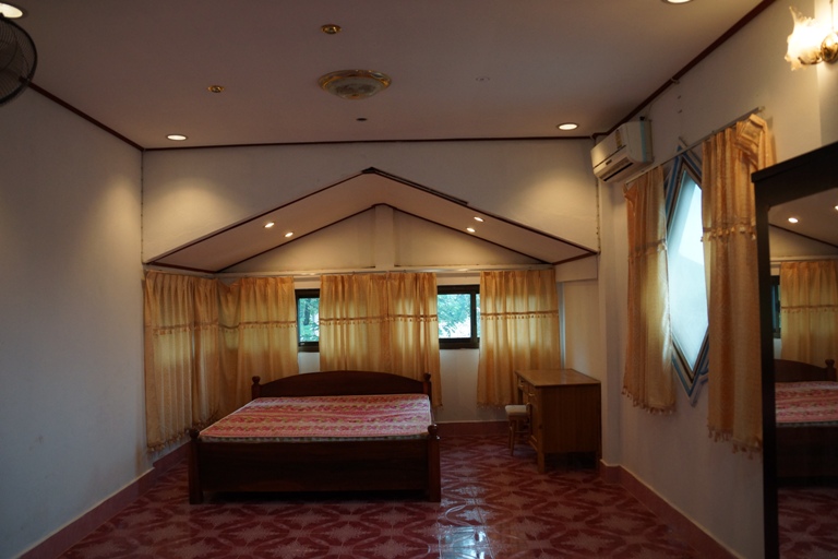House For Rent (10)