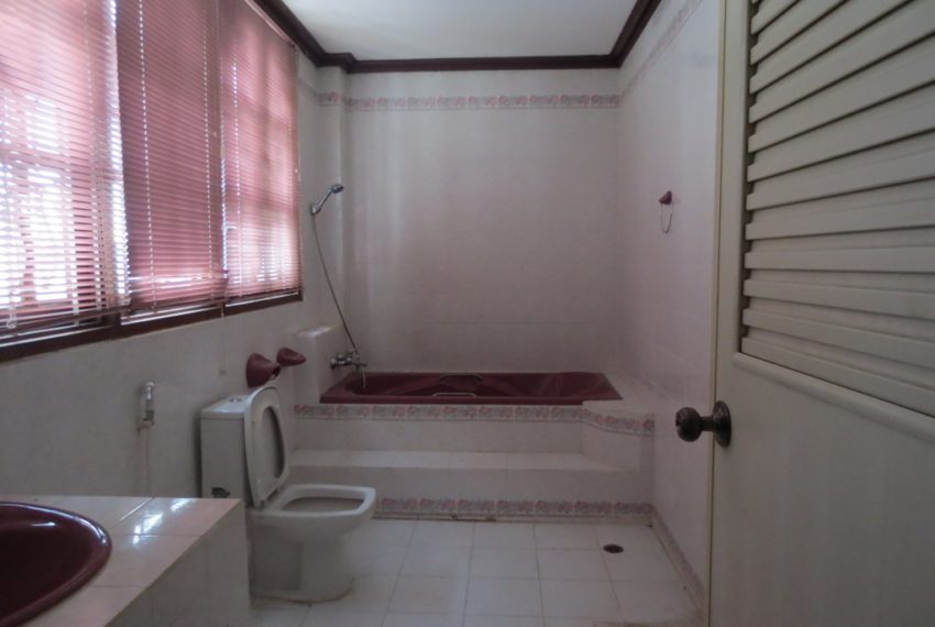House For Rent (15)
