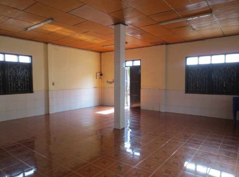 House For Sale (1)
