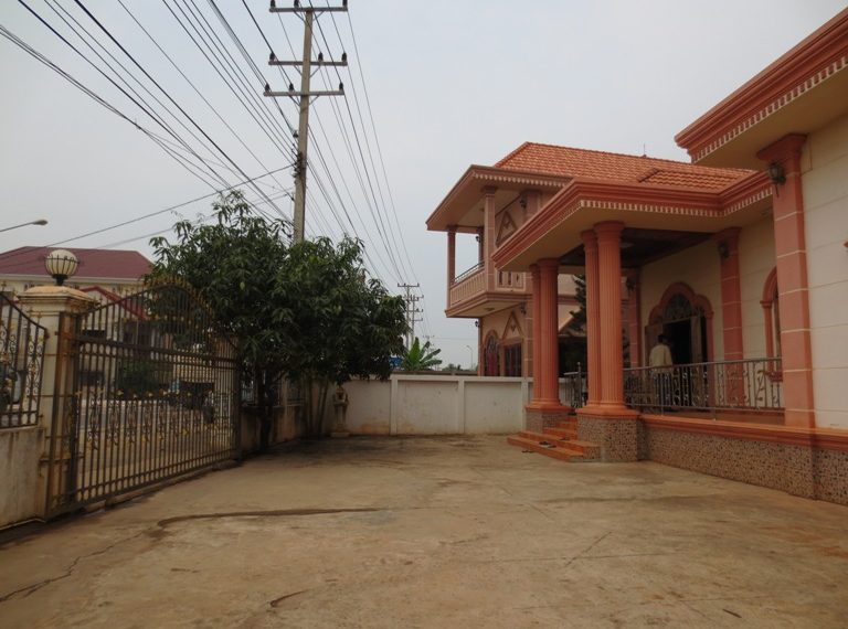 House For Sale (3)