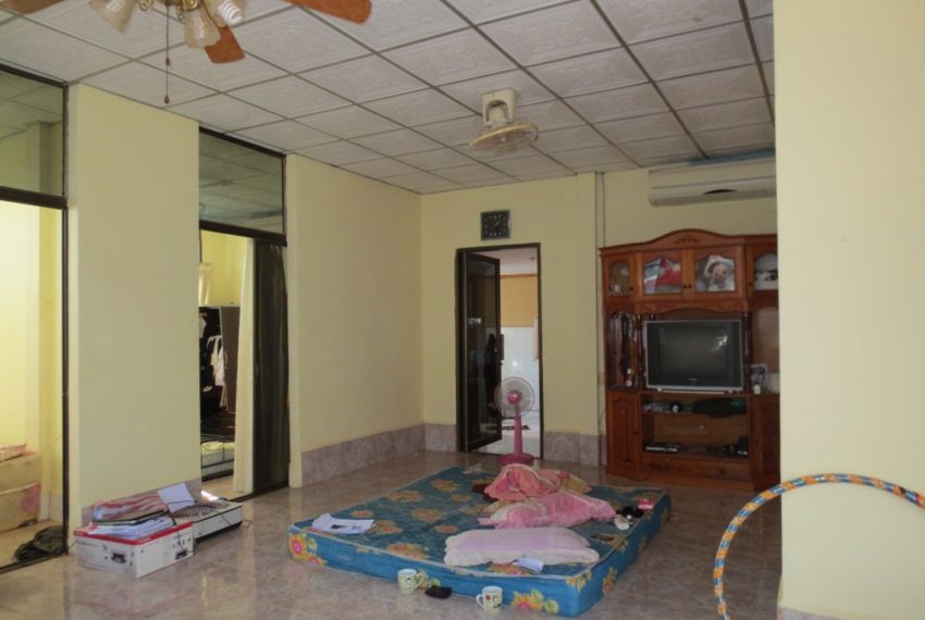 House For Sale (6)