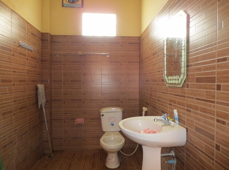 House For Sale (8)