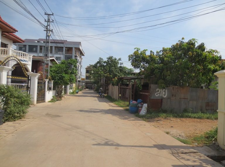 House for Sale (2)