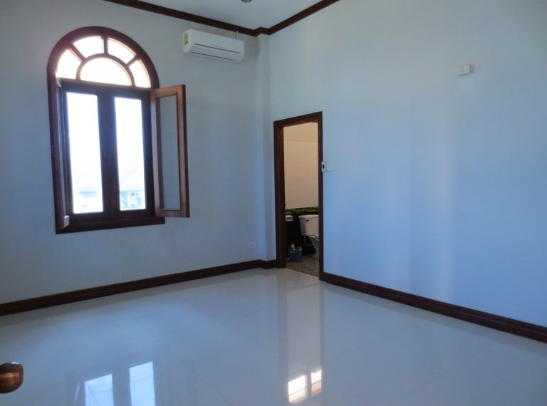 House for sale (32)