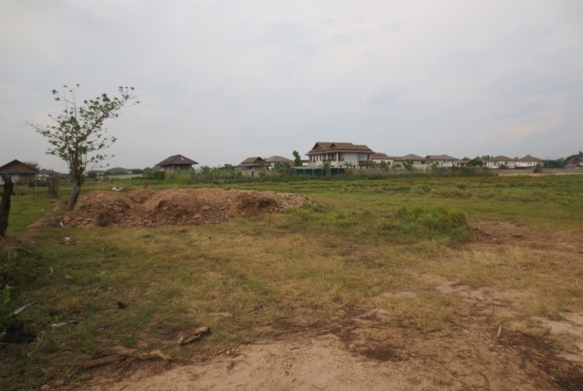 Land for Sale (1)