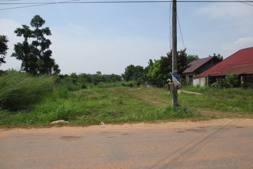 Land for sale (3)