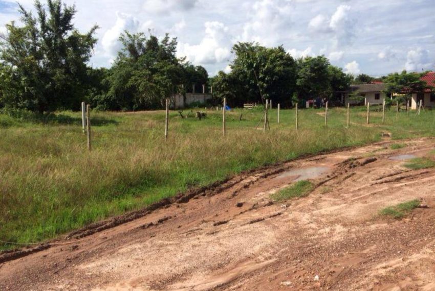 Land for sale (4)