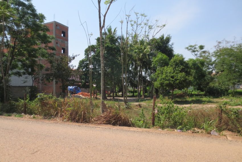 Land for sale (4)