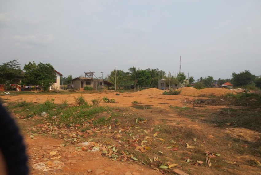 Land for sale (4)