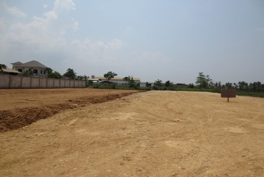 Land for sale (4)
