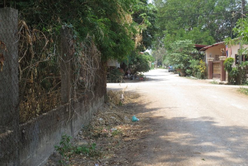 Land for sale (8)