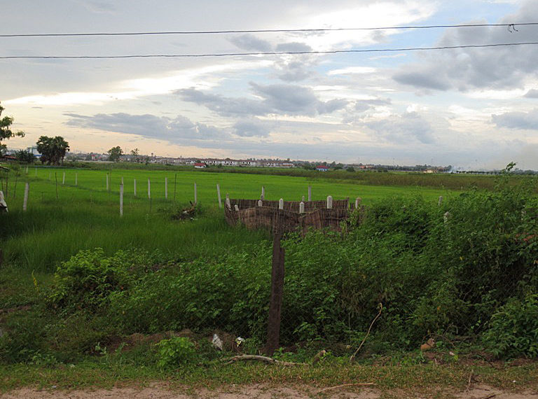 Land in Vientiane (3)