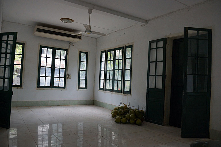 Nice villa house for sale in Vientiane (8)