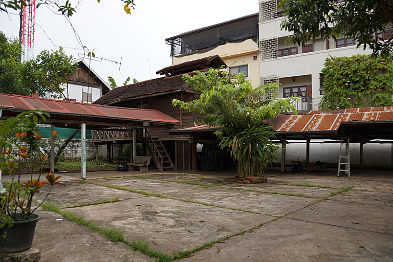 Nice villa house for sale in Vientiane (9)