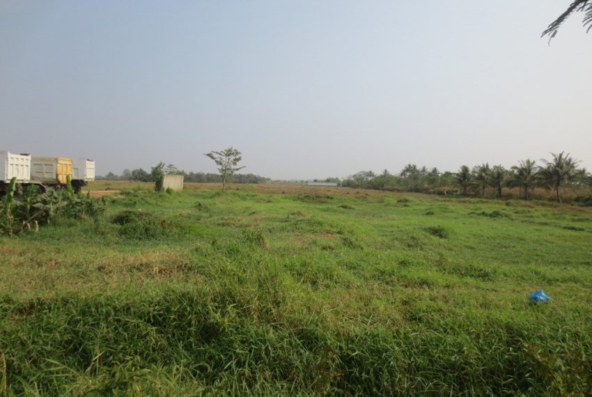 Residential land For Sale (1)