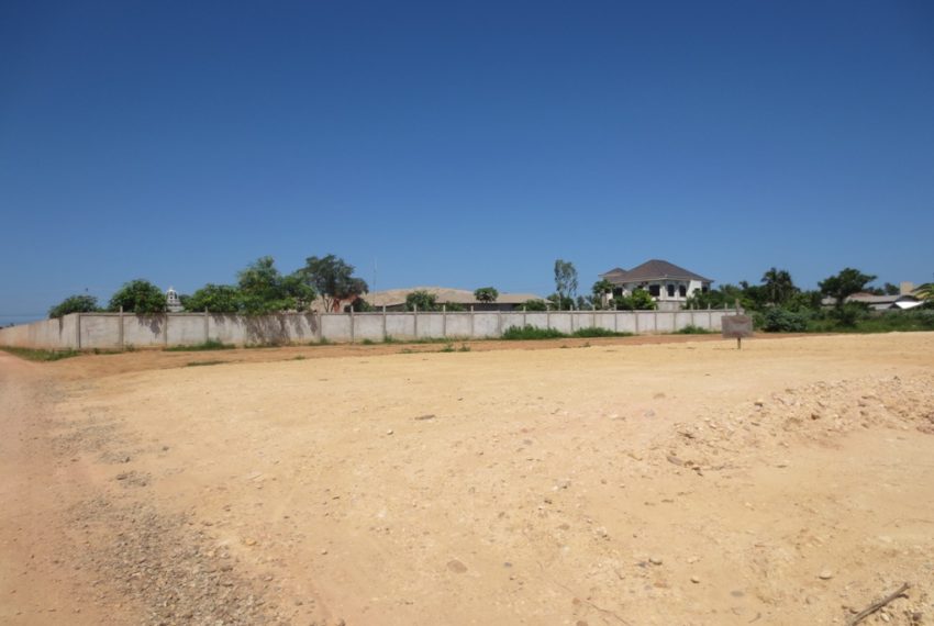 Residential land For Sale (1)