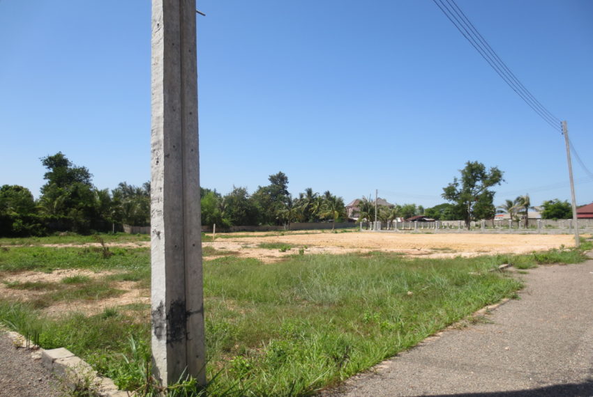 Residential land For Sale (1)