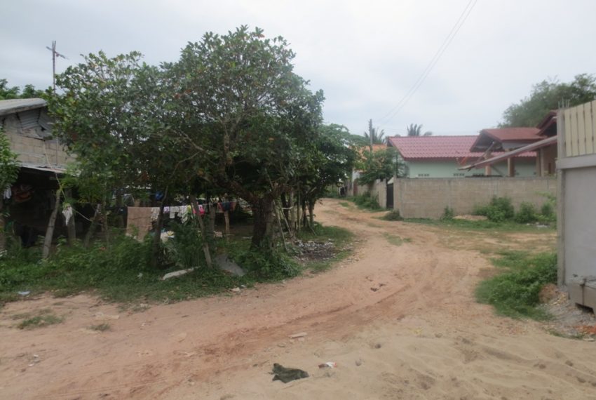 Residential land For Sale (4)