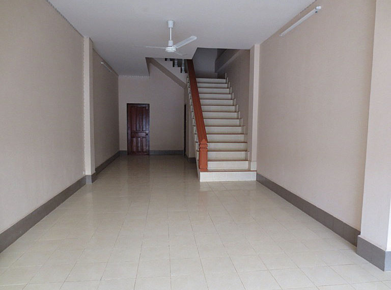 Shop house for sale in Vientiane (8)