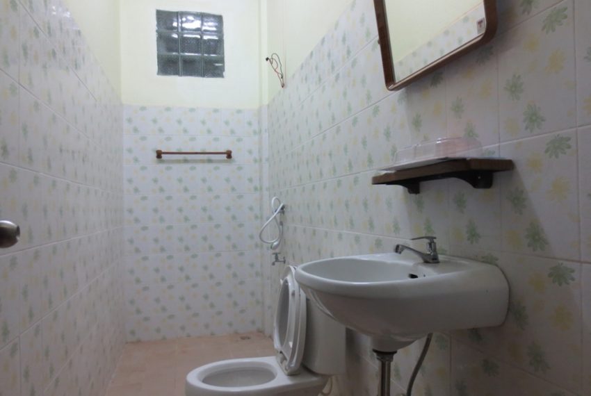 Unit For Rent (4)