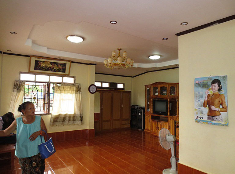 Villa house for sale in Laos (8)