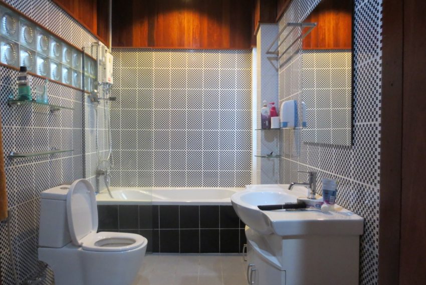 Hous For Rent (13)