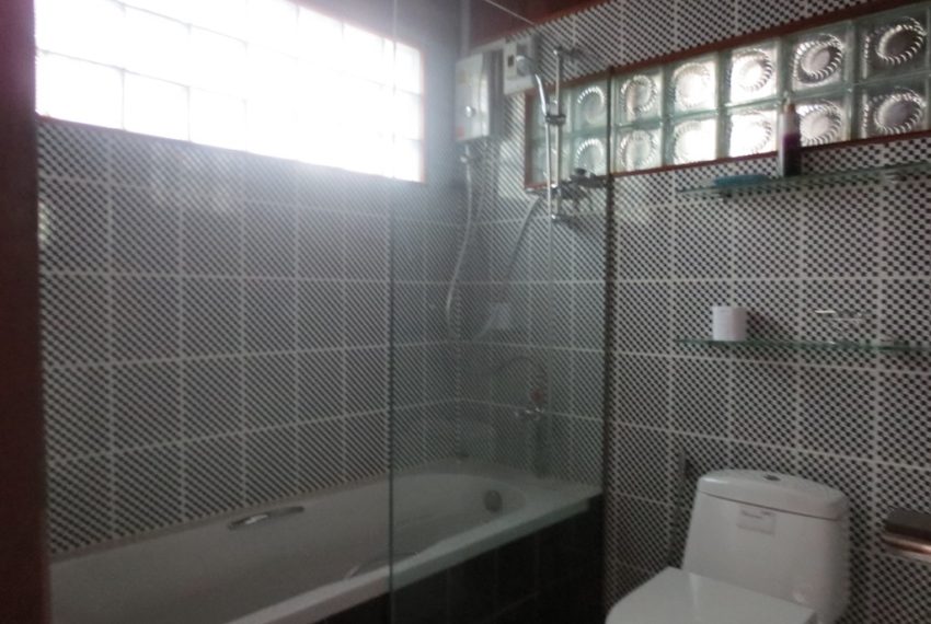Hous For Rent (16)