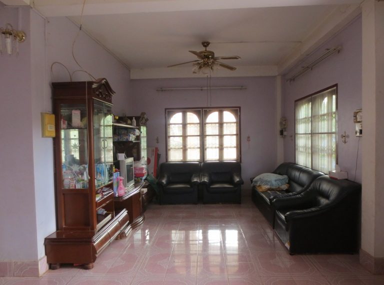 House For Rent (13)