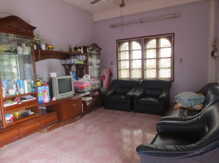 House For Rent (18)
