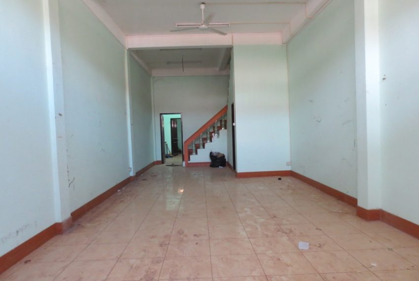 House For Rent (2)