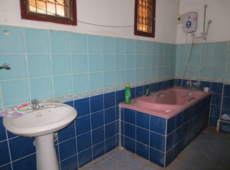 House For Rent (3)