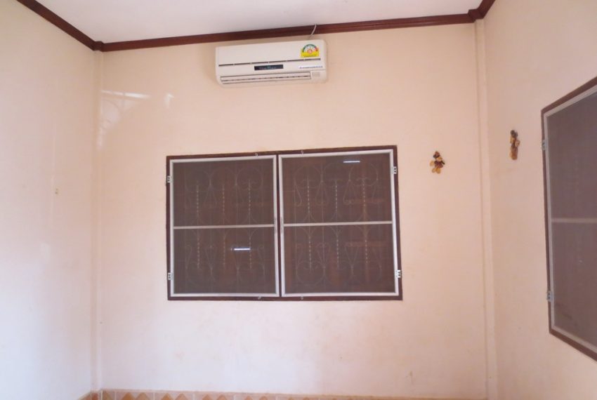 House For Sale  (7)