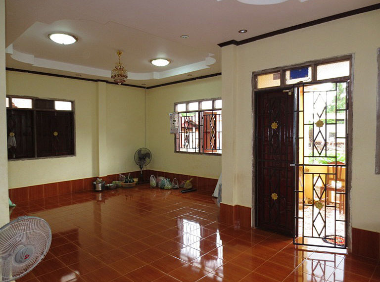 House for sale in Vientiane Center (3)