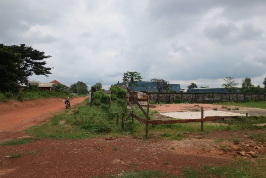 Land for Sale (3)