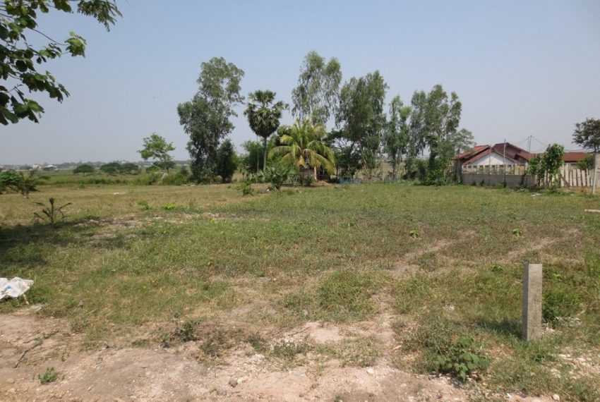Land for sale (2)