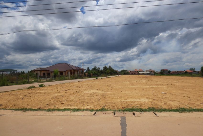 Land for sale (5)