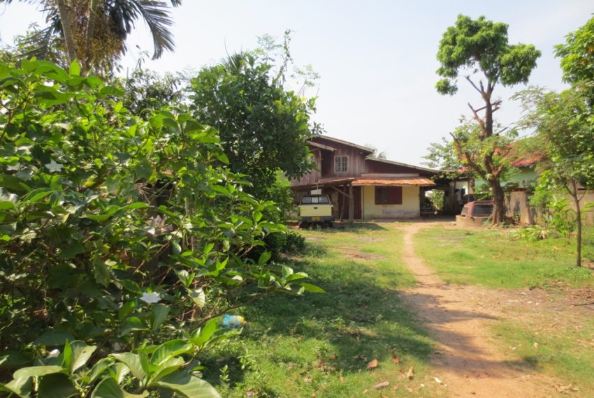Land for sale (8)